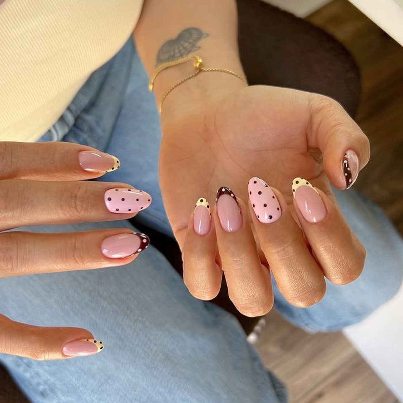 Nail Art French - 24 Adet Badem Şeklinde Takma Tırnak