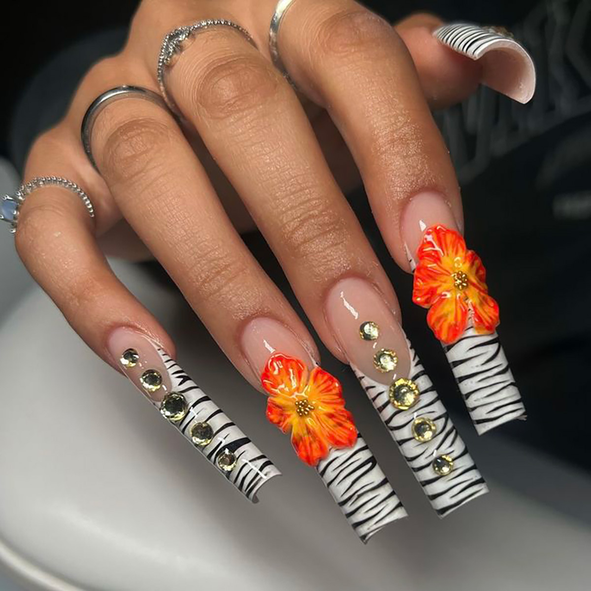 Nail Art French - 24 Adet Çiçek Desenli Takma Tırnak