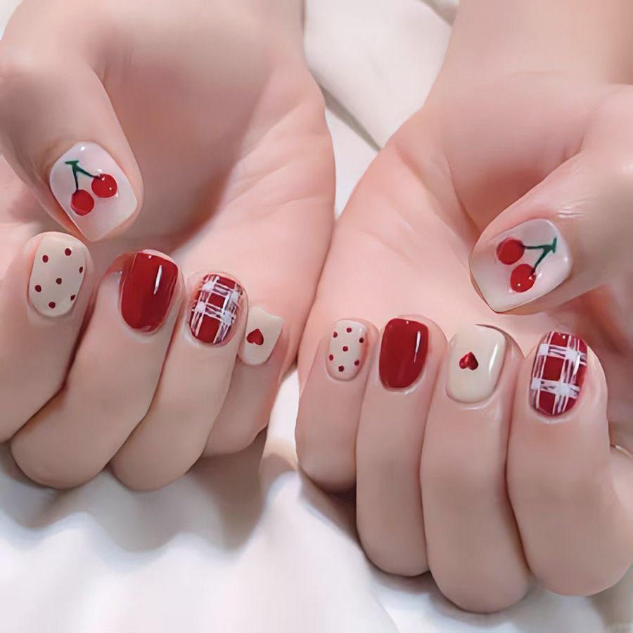 Kadınlar ve kızlar için kısa k - Nail Art French incelemesi ve fiyatı