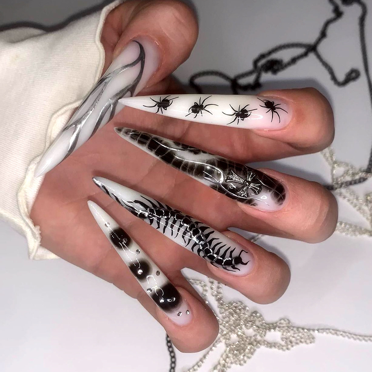 24 adet Baharatlı Kız Çivi üze - Nail Art Y2K incelemesi ve fiyatı