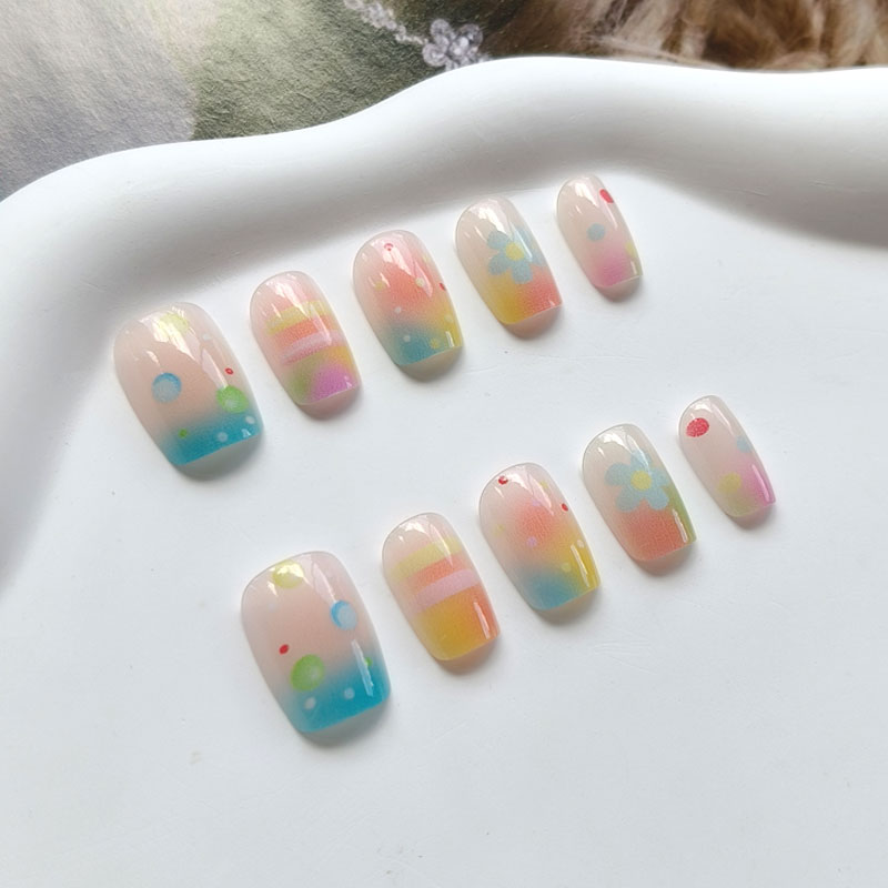 10 Adet Gökkuşağı Renkli Sakız - Nail Art Ombre incelemesi ve fiyatı